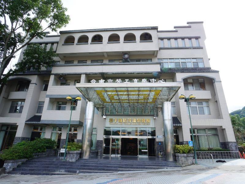 Toong Mao Spa Resort Guanziling Tainan Exterior photo
