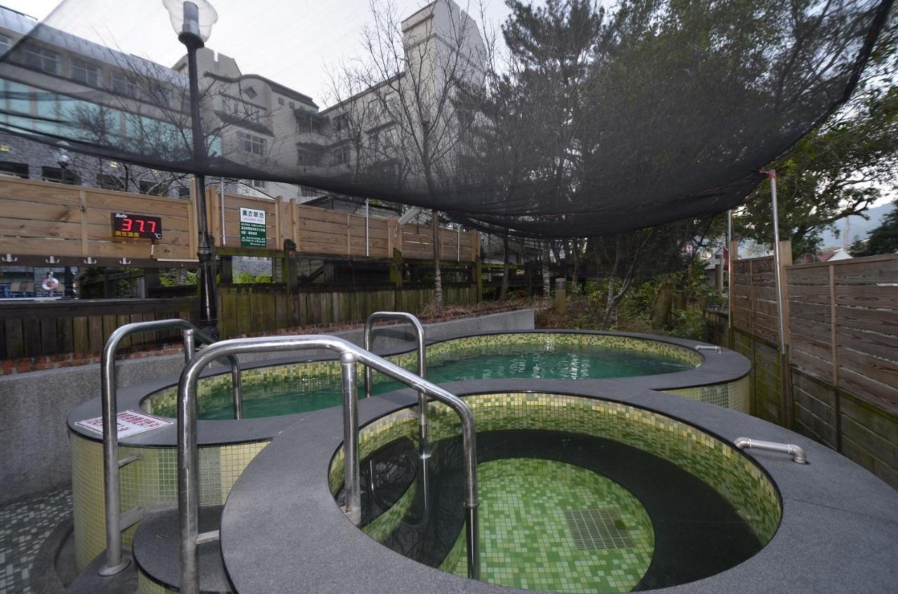 Toong Mao Spa Resort Guanziling Tainan Exterior photo